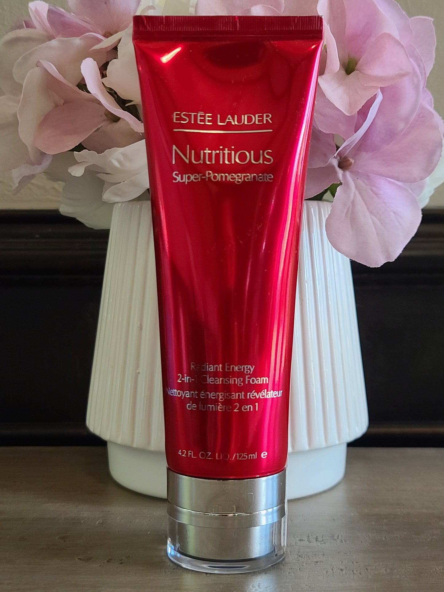 Estee Lauder Nutritious Super-Pomegranate Radiant Energy 2-in-1 Cleansing Foam